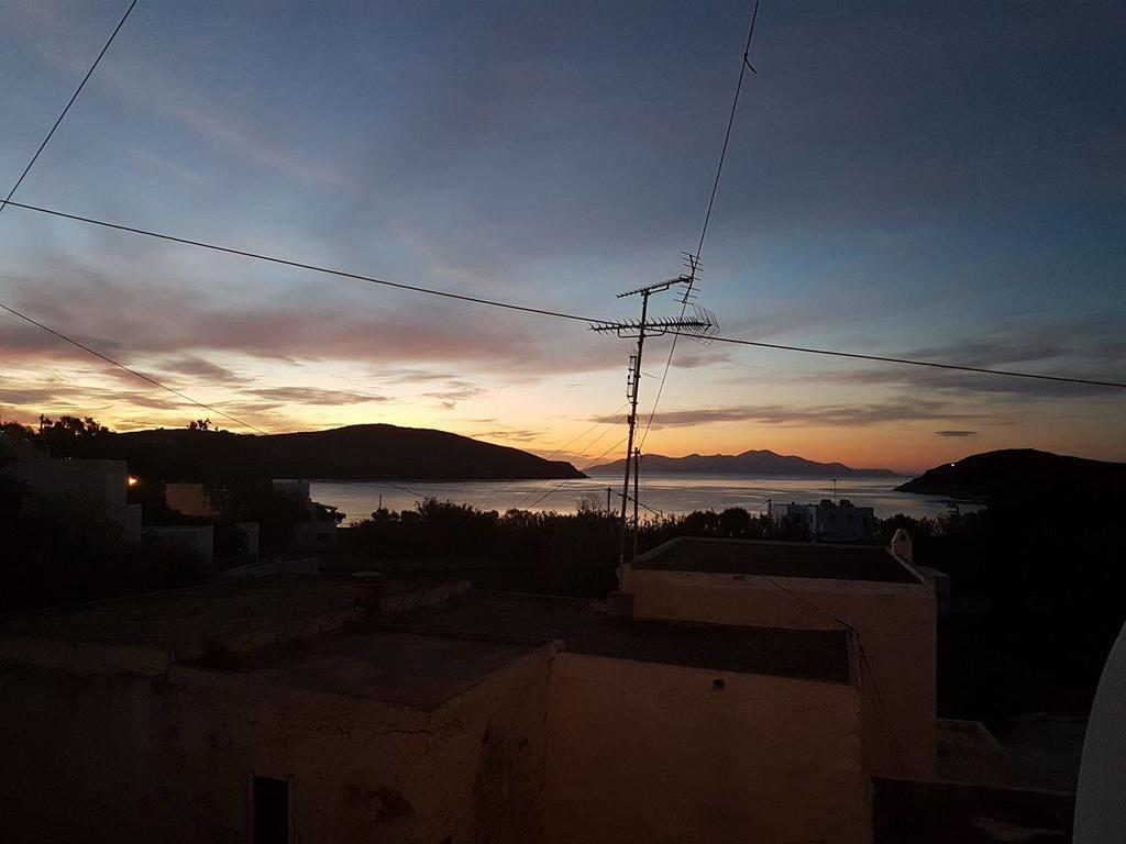 Thea Serifos Livadakia Exteriör bild